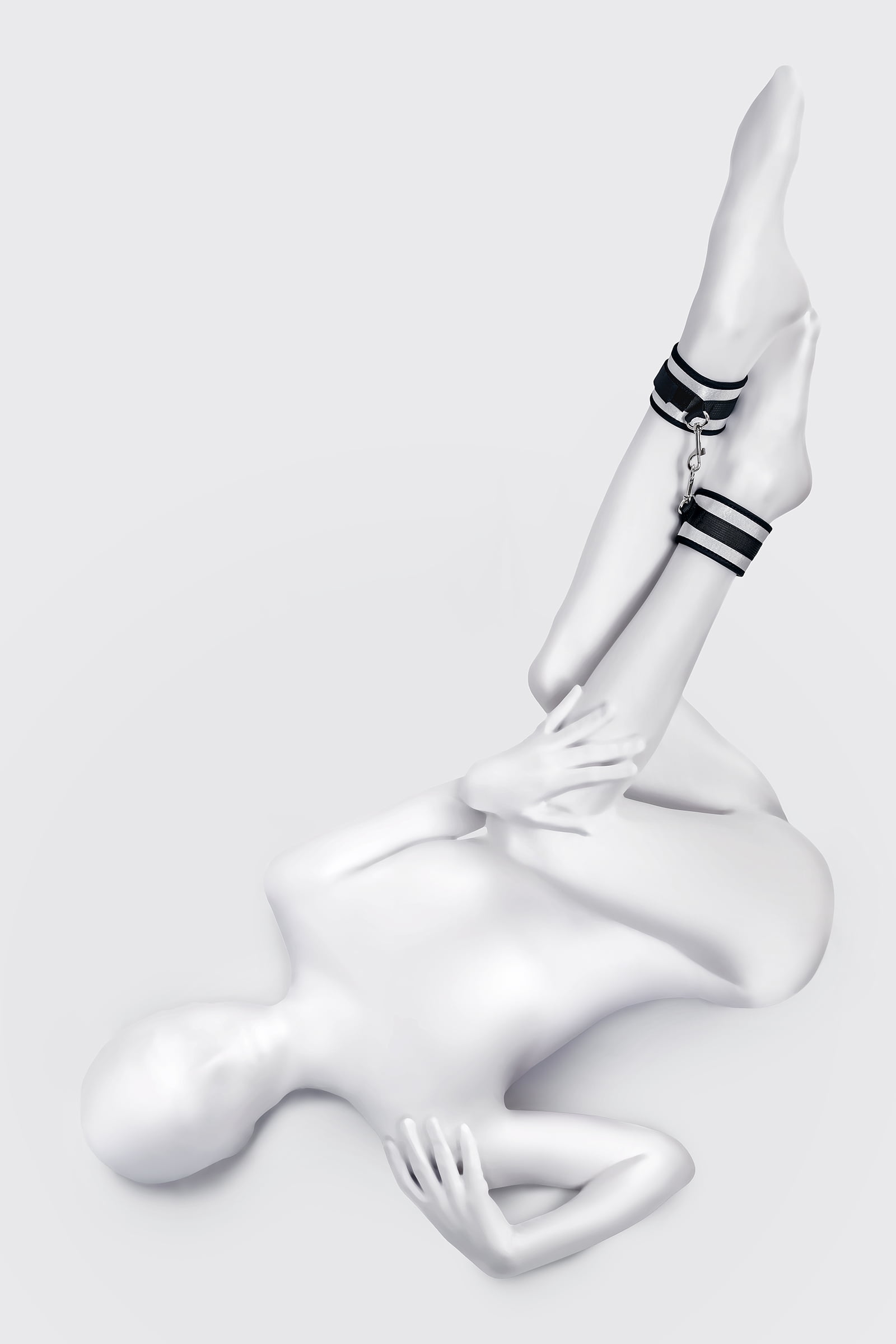 Anonymo BDSM Ayak Kelepçe, Saten, gümüş, 28,5 cm - Görsel 3